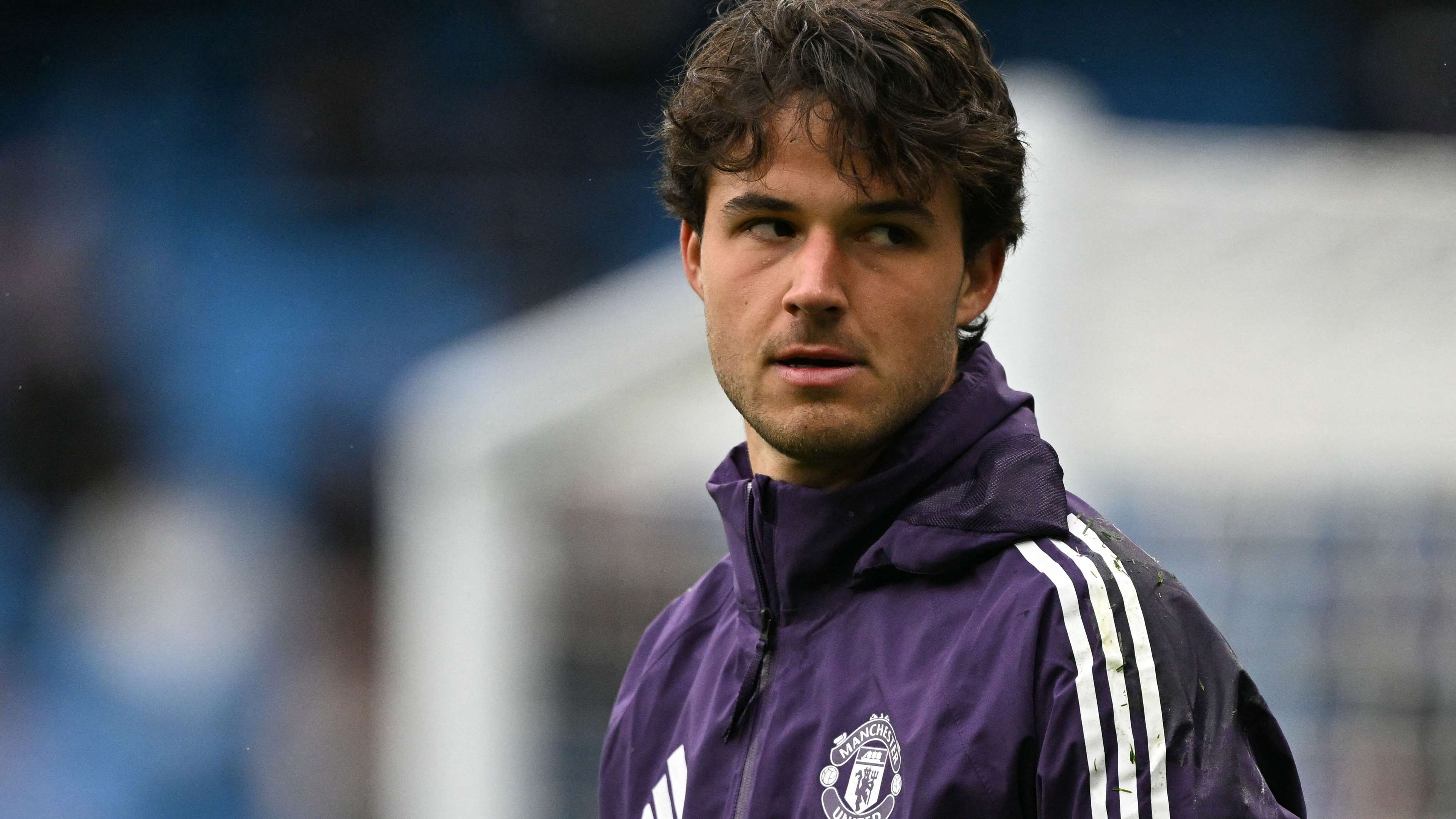 Schmeichel 'disappointed' Man Utd opted for Lammens over Martinez  