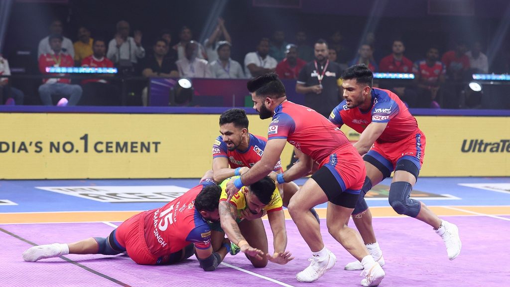 Defenders Sumit, Ashu shine on the night as UP Yoddhas claw their way back against Patna Pirates  