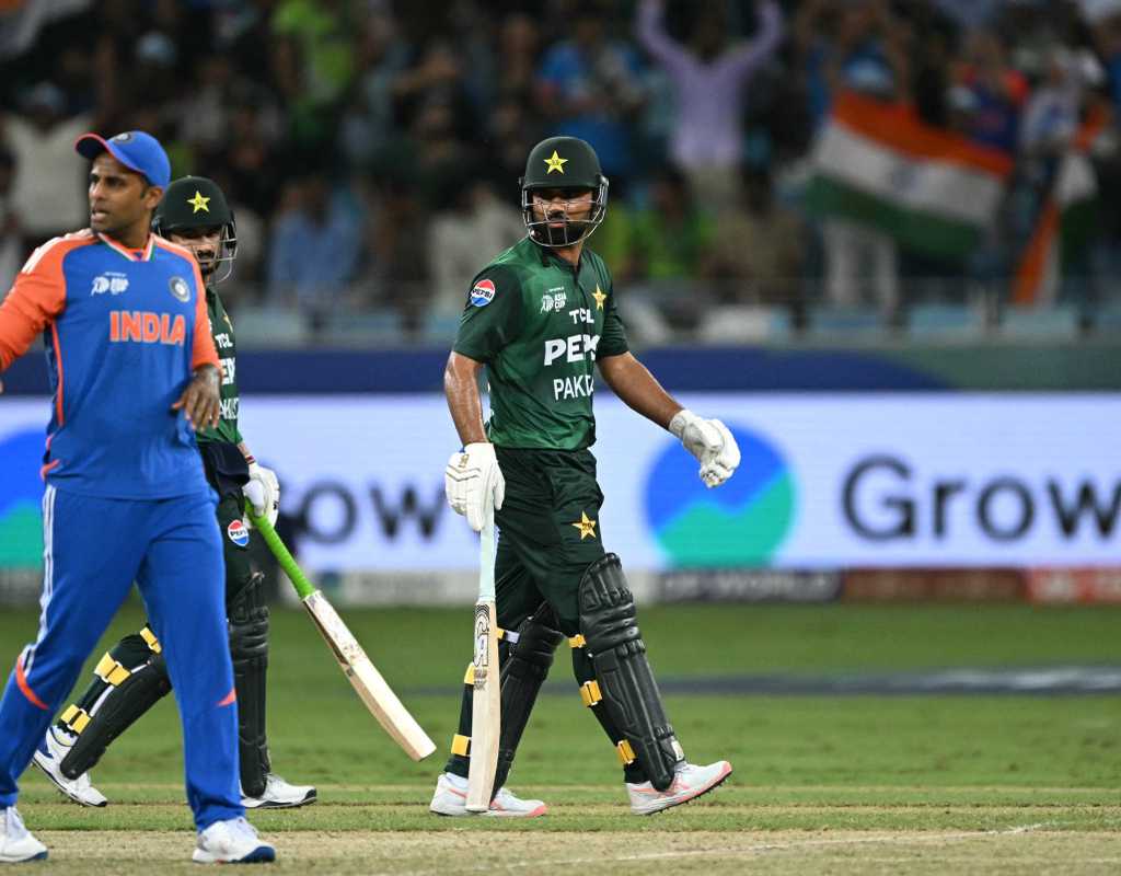 For me, ball bounced before keeper: Salman on Fakhar's caught-behind  