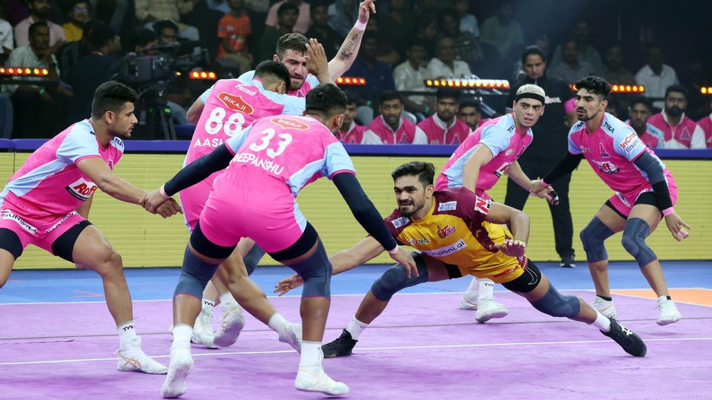 Vijay Malik, Bharat combine as Telugu Titans beat Jaipur Pink Panthers in impressive fashion to secure first win of the season  