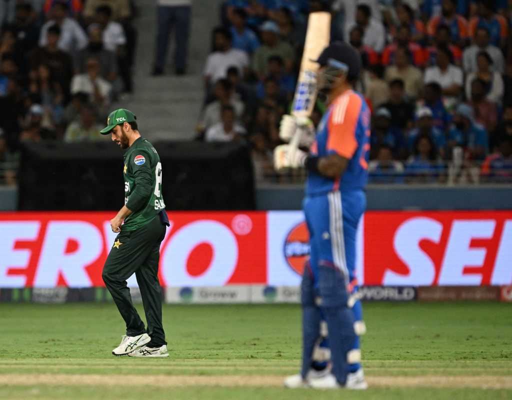 Pakistan lodge protest, call India 'unsporting' for not shaking hands  