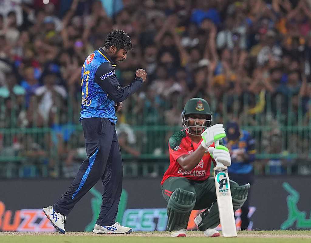 Familiar foes out to battle for supremacy yet again  