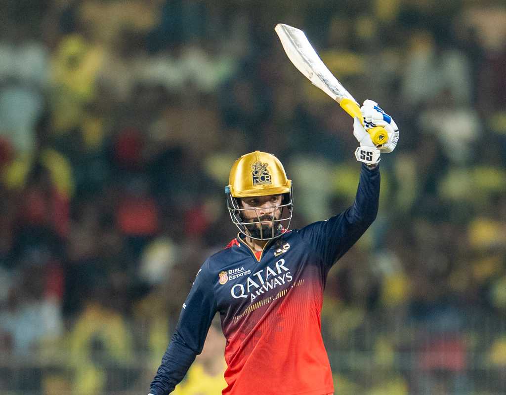 Hard toil for West Zone as Central take sizeable lead  