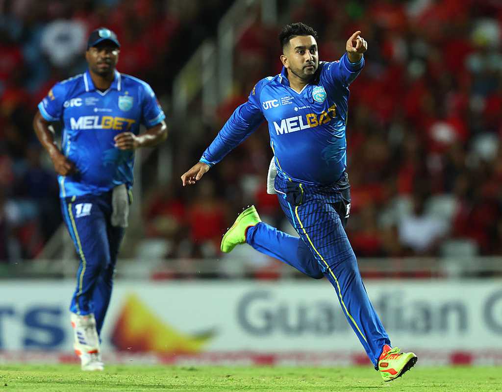 Shamsi spins Saint Lucia Kings into playoffs  