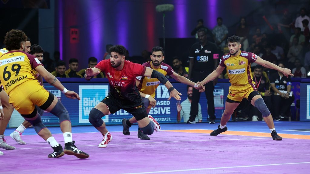 PKL Season 12 Mini Qualifier Preview: Bengaluru Bulls vs Telugu Titans – Veteran Coaches Clash in Southern Derby  