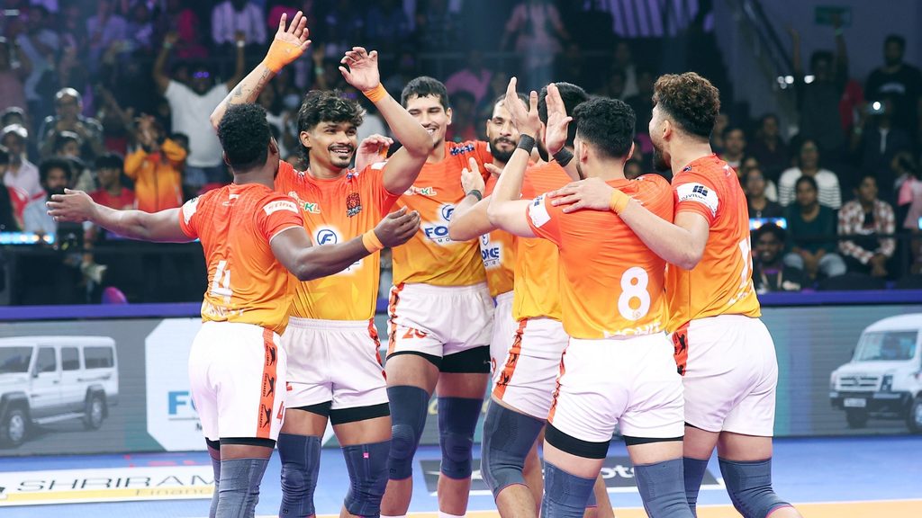 Bulls tamed in tie-breaker thriller! Puneri Paltan’s all-round performance takes them to top of points table  