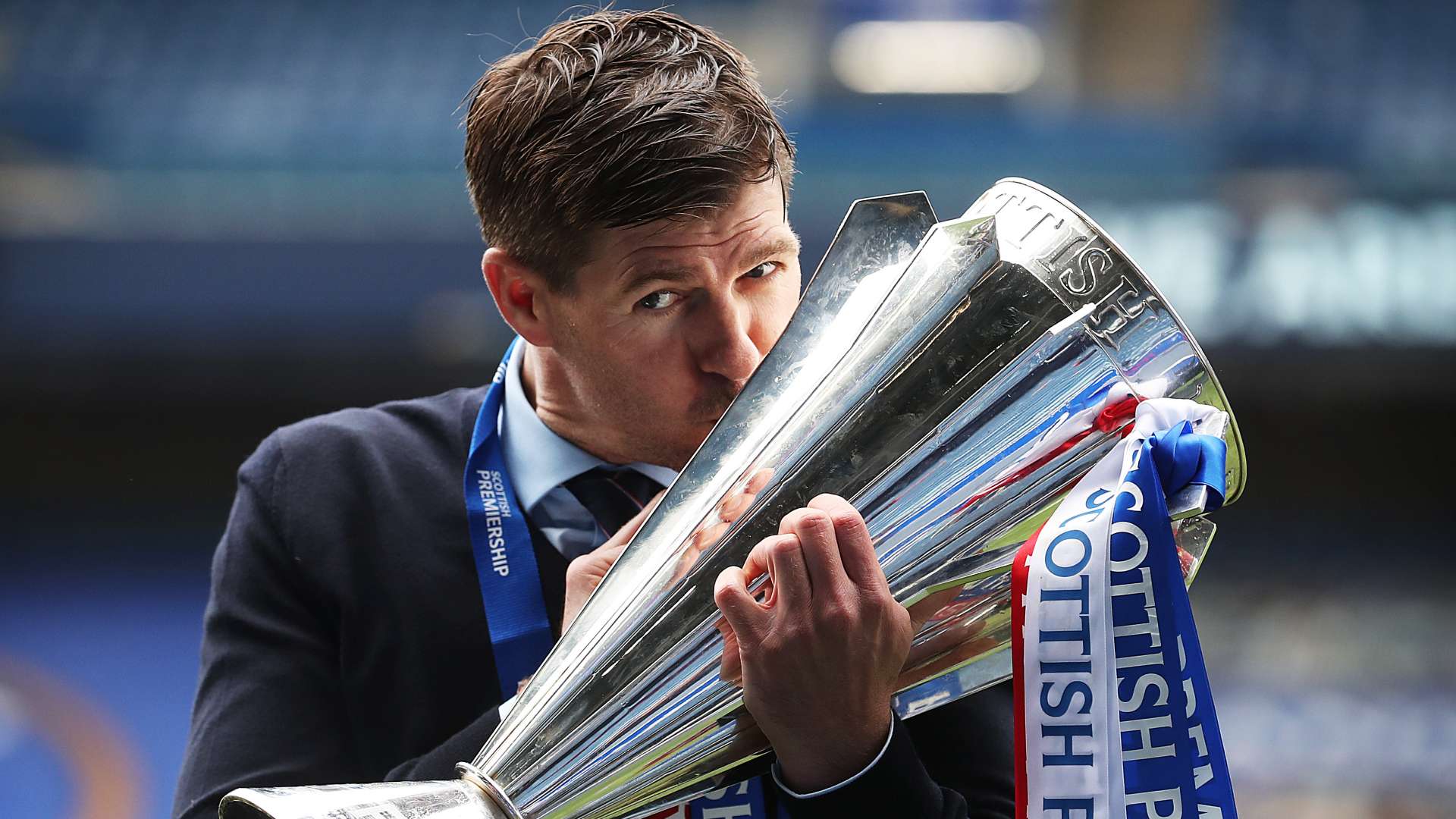 Gerrard in line for Rangers return after Martin is sacked  