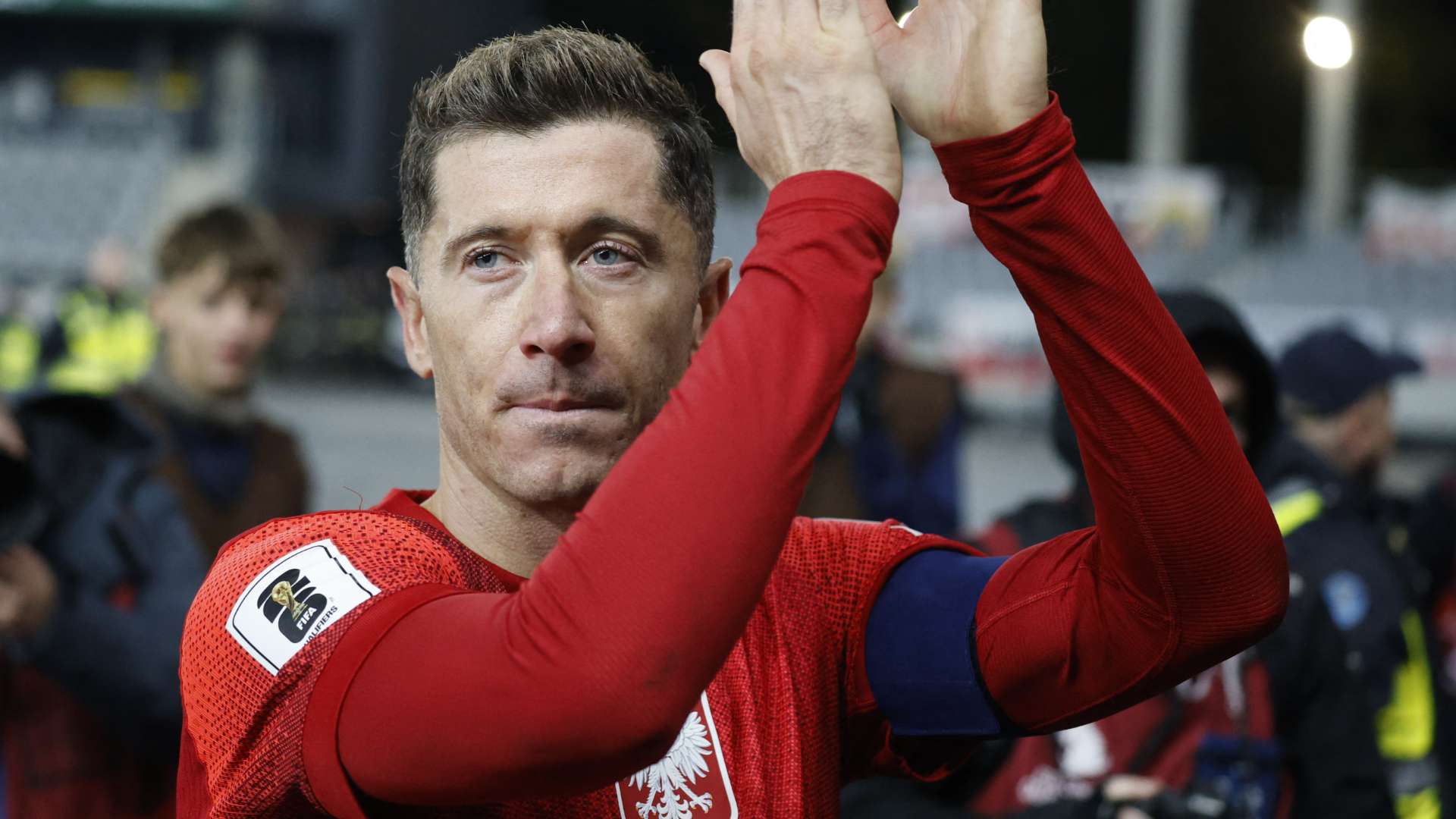 Barca's anger at Lewandowski baffles Poland coach  