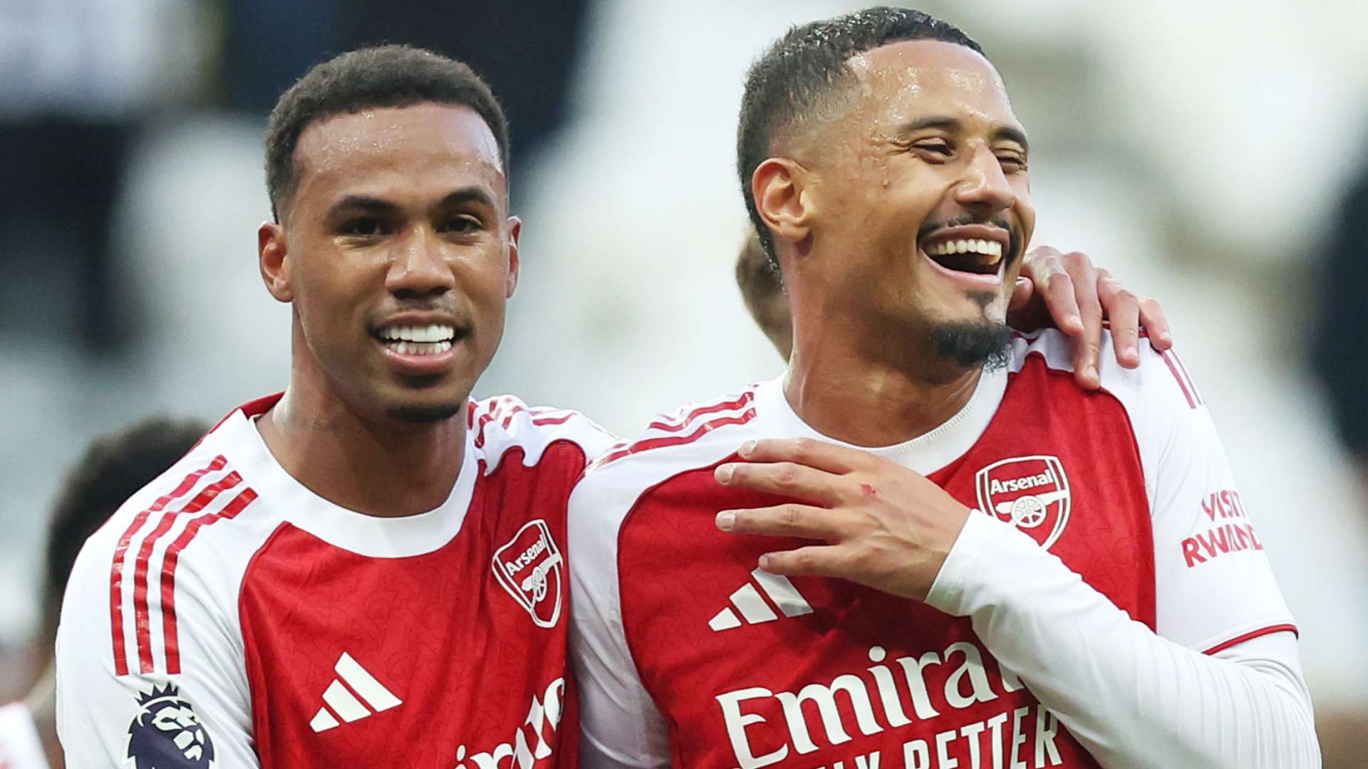 Arsenal equal incredible Man Utd 100-game record  