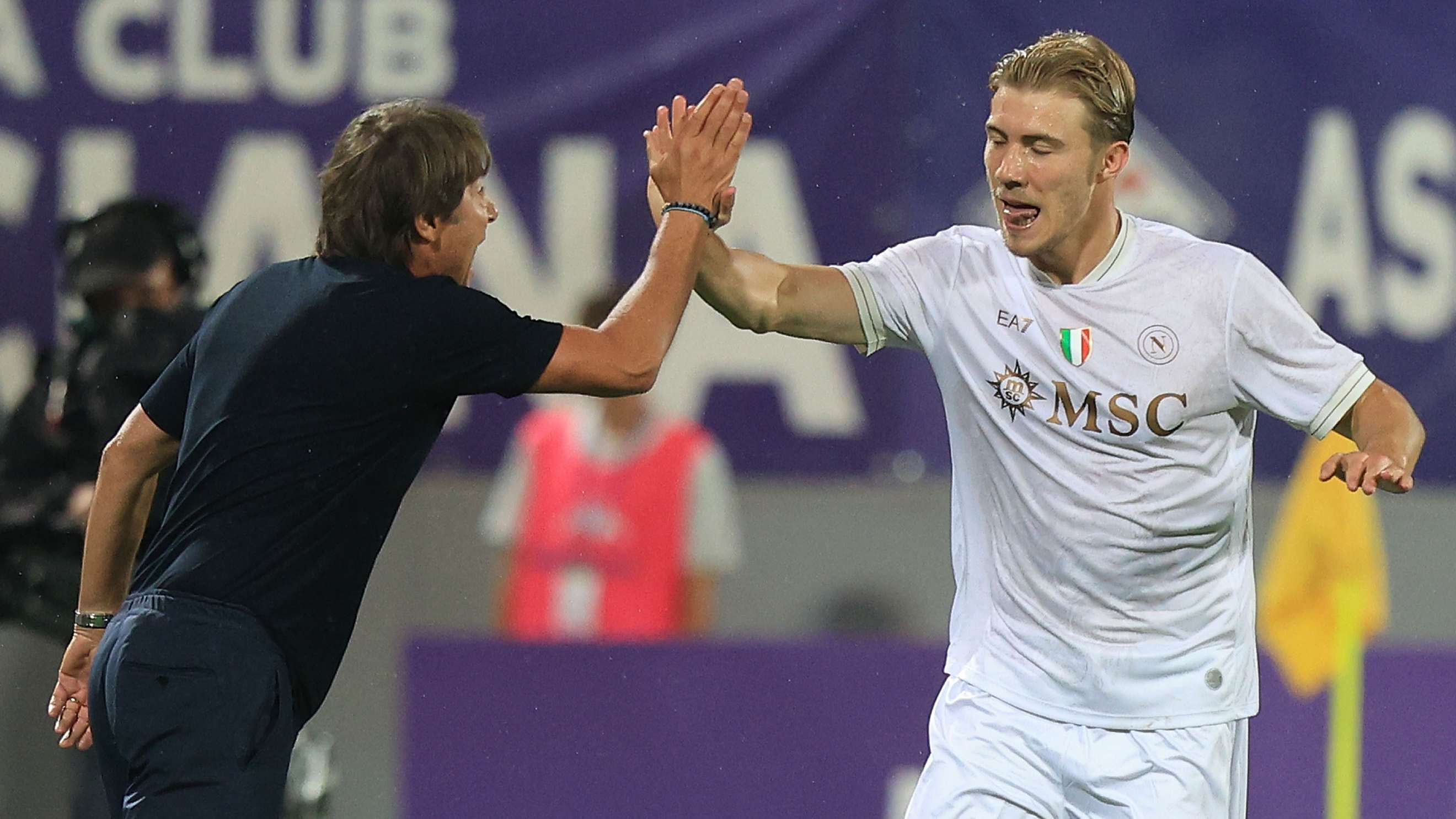 Hojlund proving he can be a star after Man Utd struggles, says Conte  