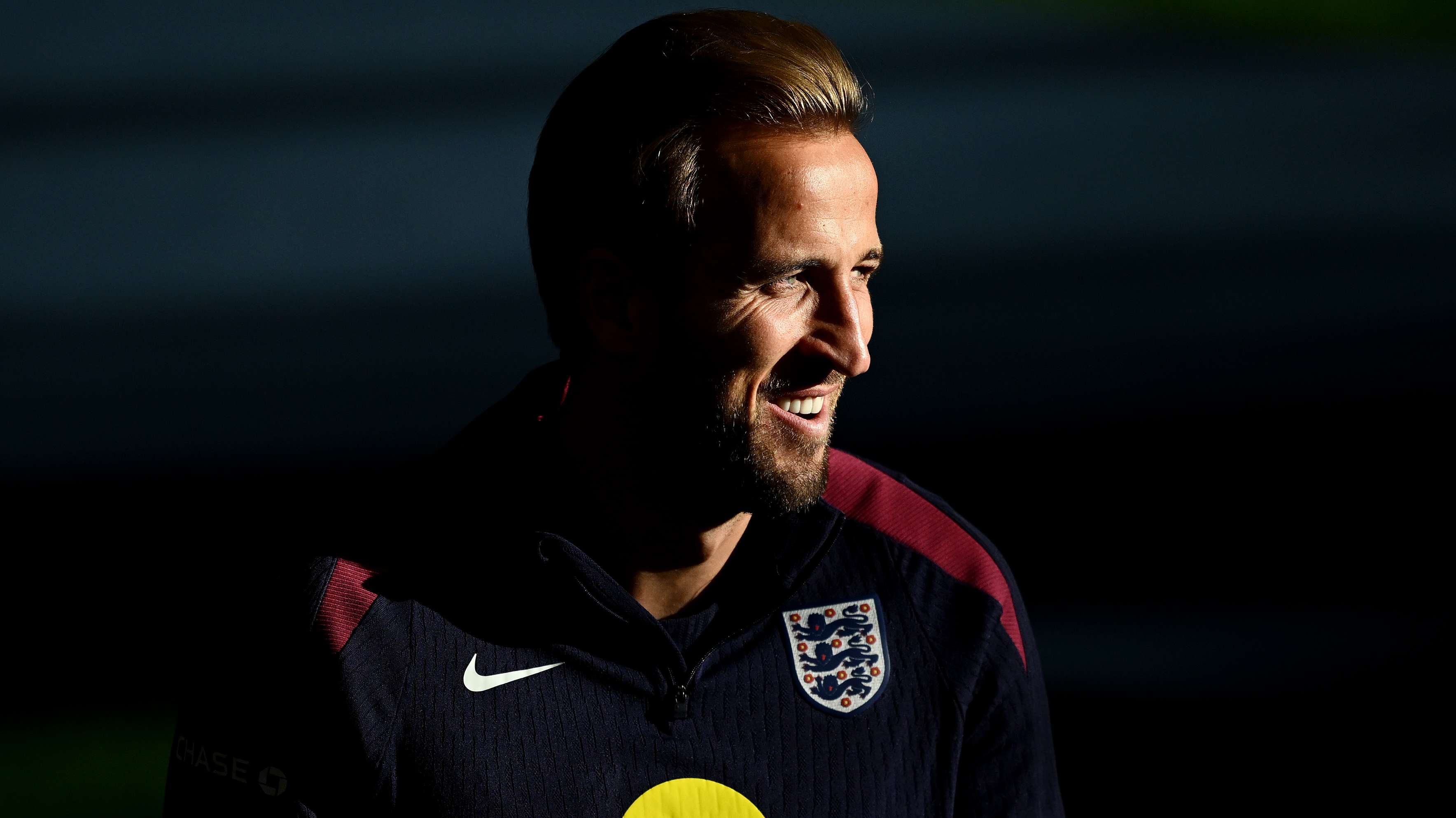 📽️ | Kane reveals striker he idolised growing up  