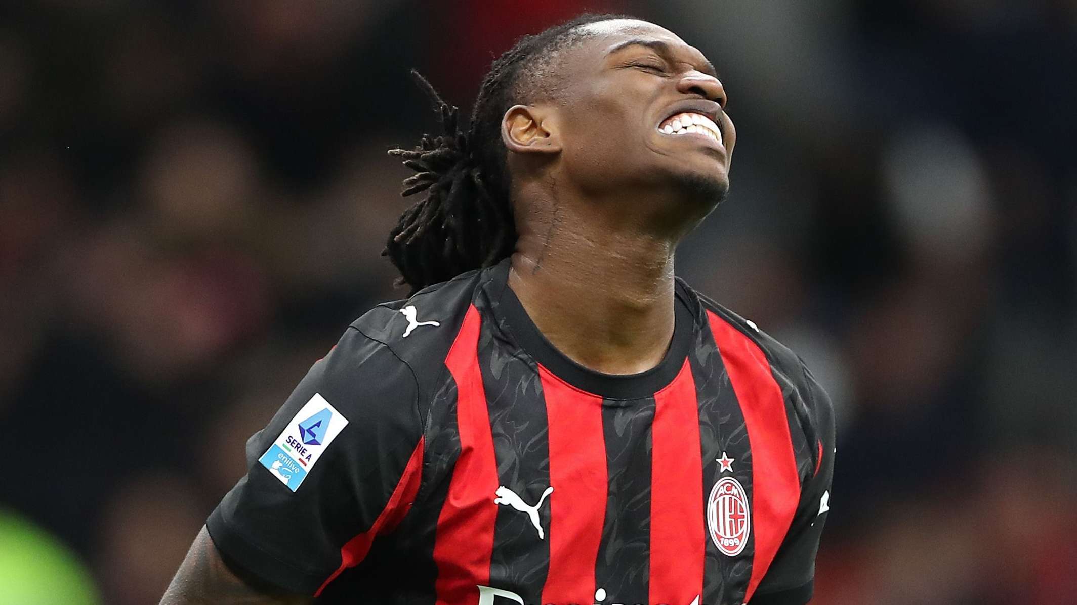 Leao forced off at half-time as Allegri confirms injury issue  