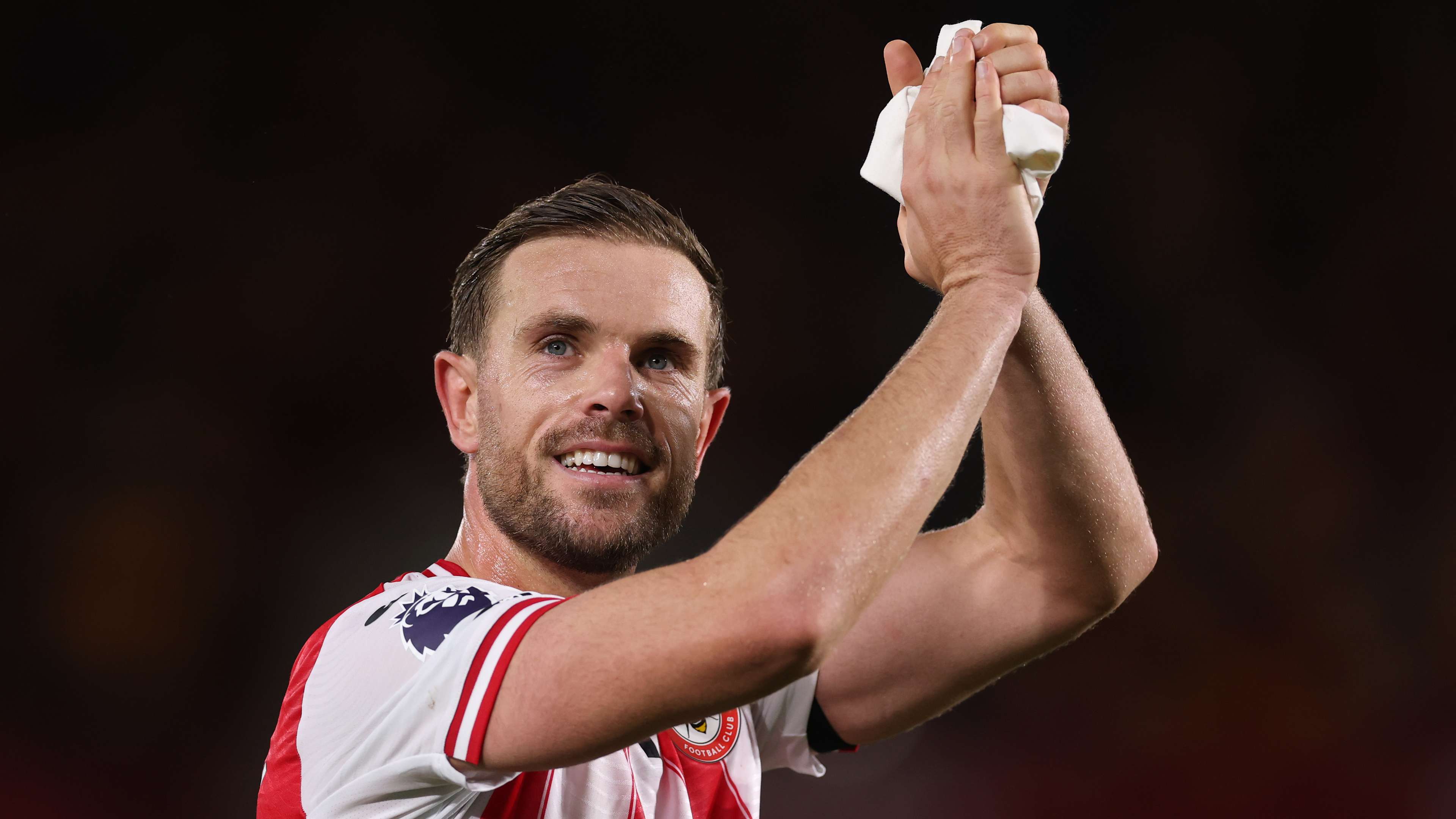 Henderson backs 'world-class' Liverpool to find form  