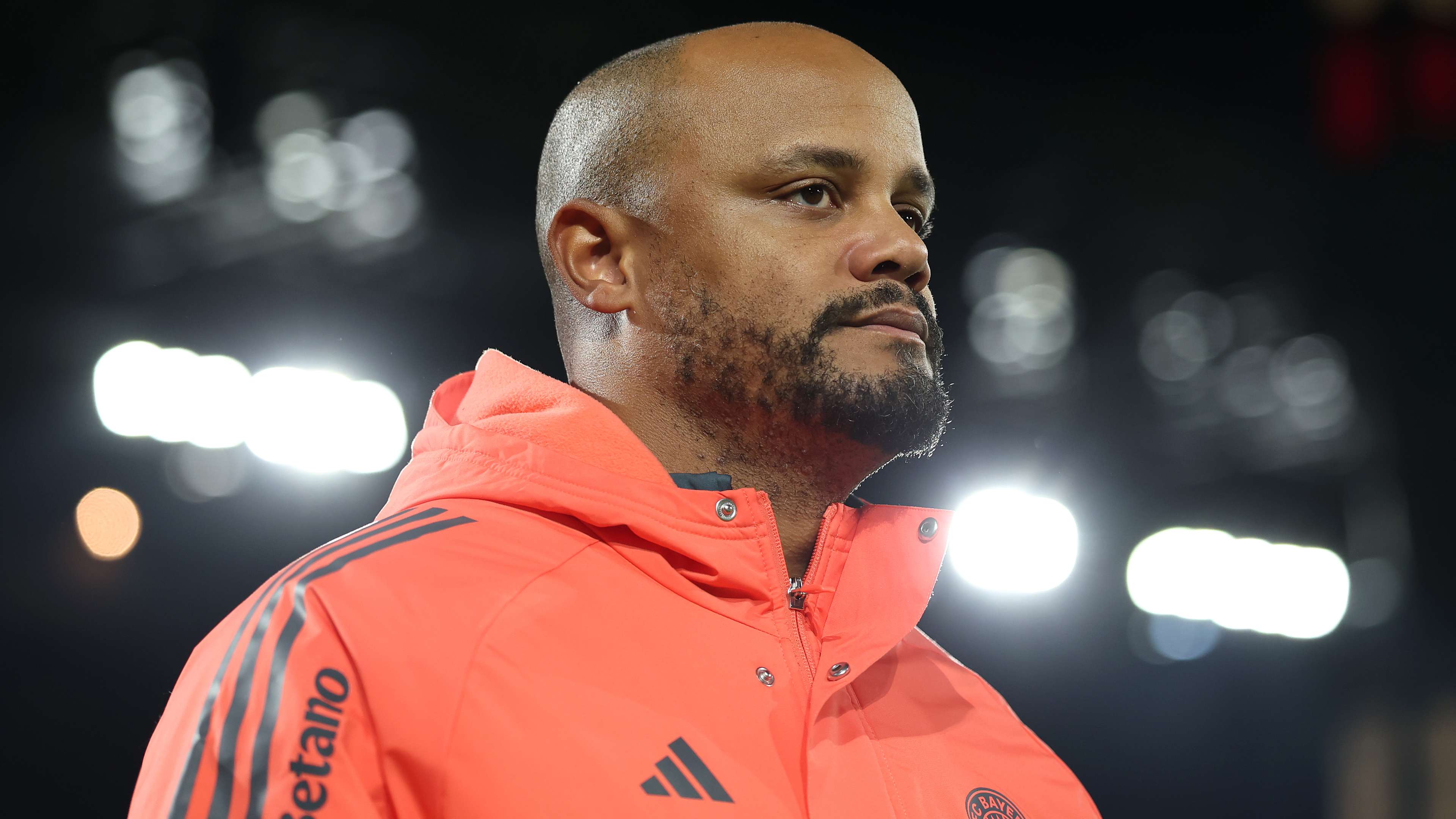 Bayern open talks to sign Feyenoord teenager  