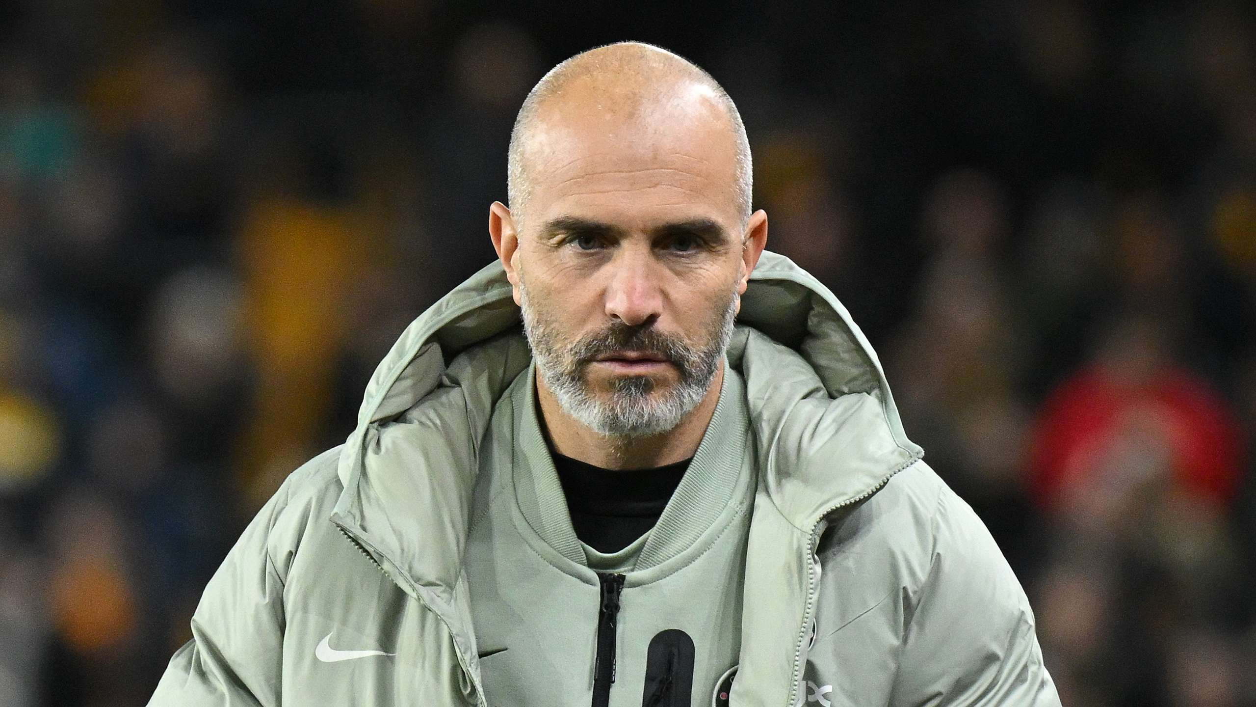 Chelsea make key decision on future of divisive defender  