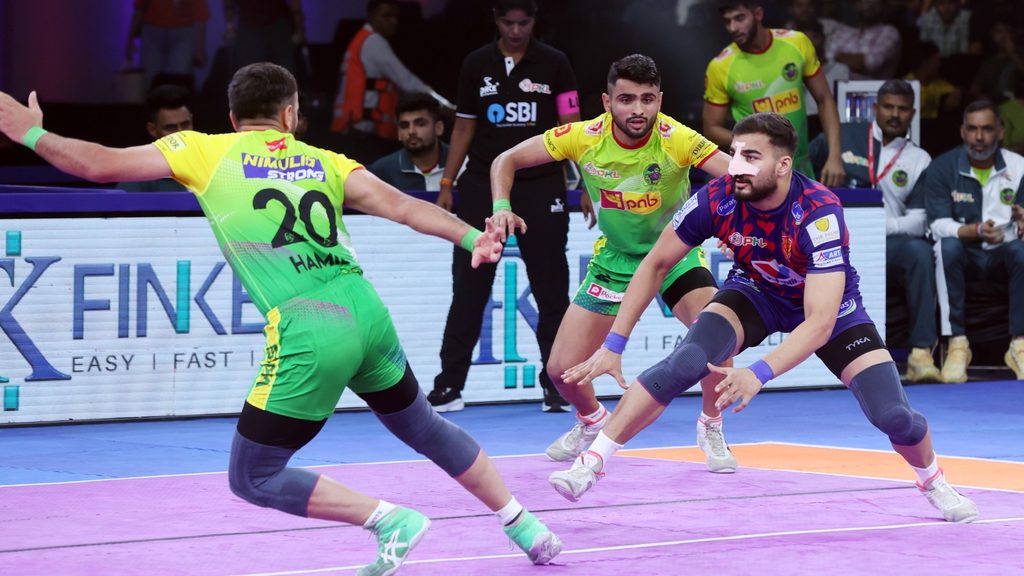 PKL Season 12 Match 105 Preview: Dabang Delhi vs Patna Pirates – Ashu Malik's Excellence Faces Ayan's Resurgent Brilliance  