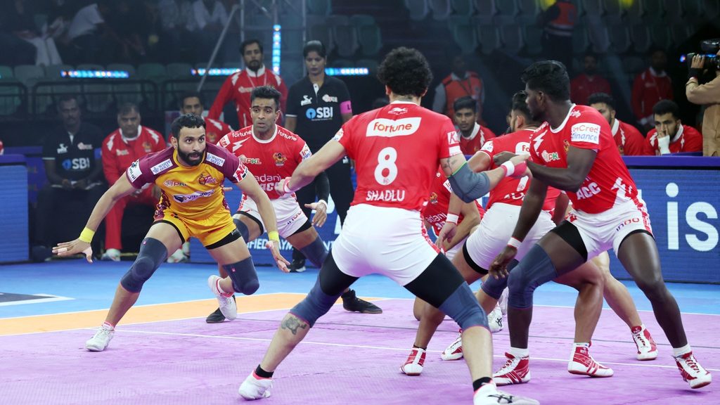 Telugu Titans hold their nerve to edge past Gujarat Giants in low-scoring thriller  
