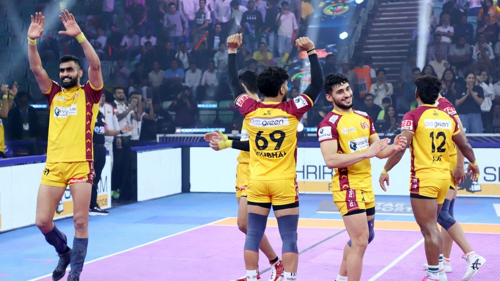 Bharat powers Telugu Titans past Patna Pirates to end their winning streak; set up Qualifier 2 clash with Puneri Paltan  