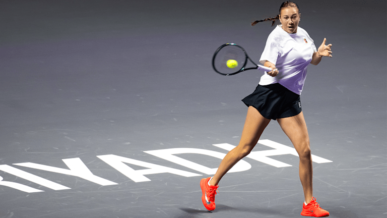 Carlos Alcaraz falls to dialed-in Cameron Norrie in Paris Masters opener  