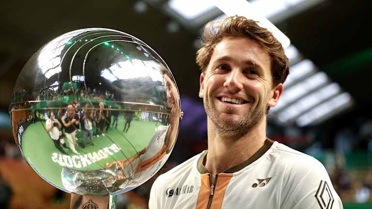 Alex de Minaur records milestone 300th win of career with opening victory in Vienna  