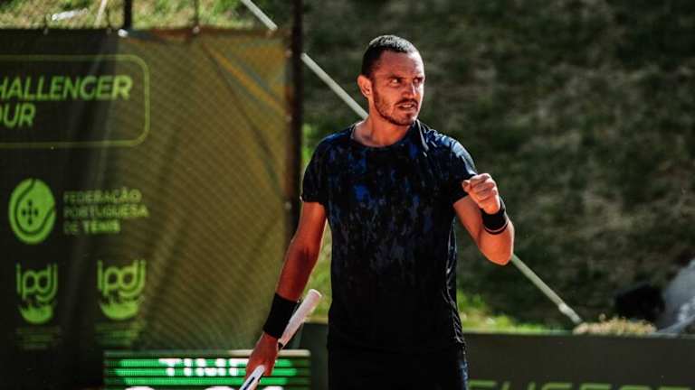 Daniil Medvedev “finds the way again” after toppling Alex de Minaur in Shanghai  