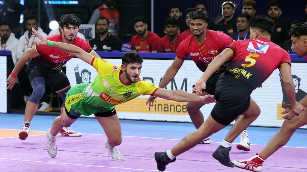 Another Ayan masterclass helps Patna Pirates win eight on the trot, beat Bengaluru Bulls to reach Eliminator 3  