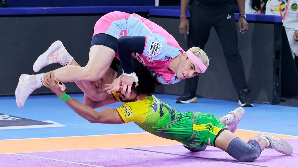 PKL Qualifier 1 Highlights: Puneri Paltan vs Dabang Delhi K.C. | Pro Kabaddi Season 12 | Hindi  