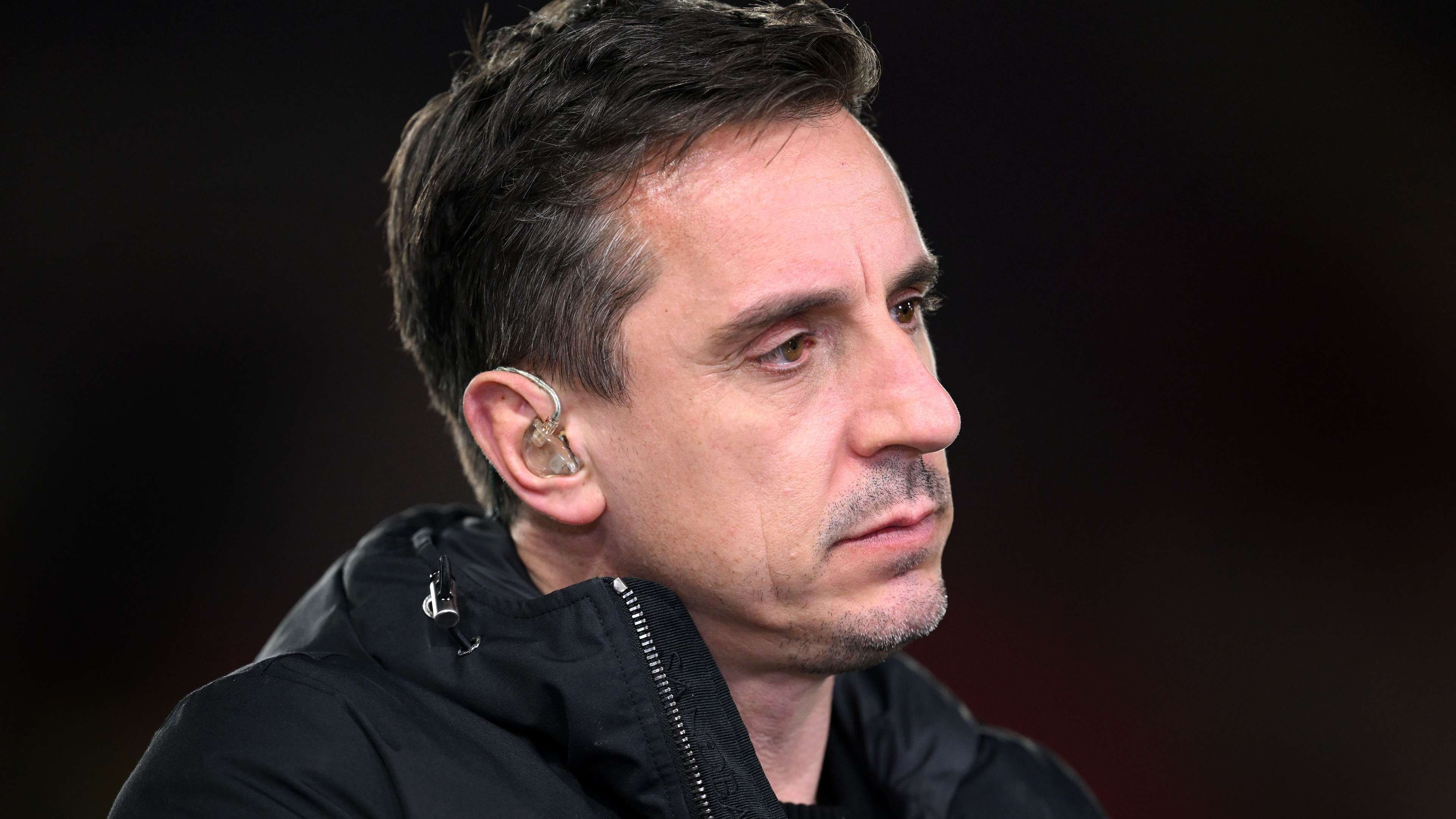 Neville calls 'ambling' Man Utd player a 'waste of time'  