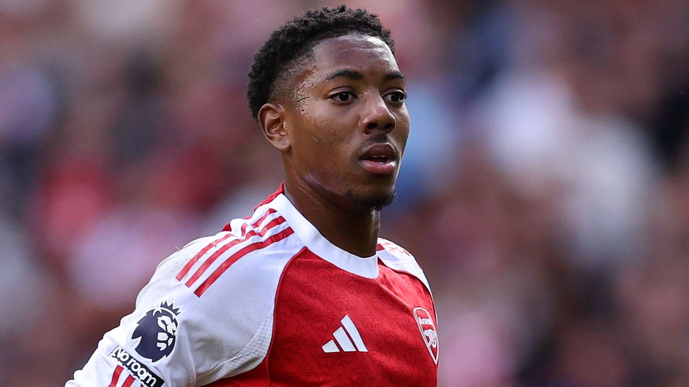 'Special' Lewis-Skelly backed for Arsenal stay by former LB  