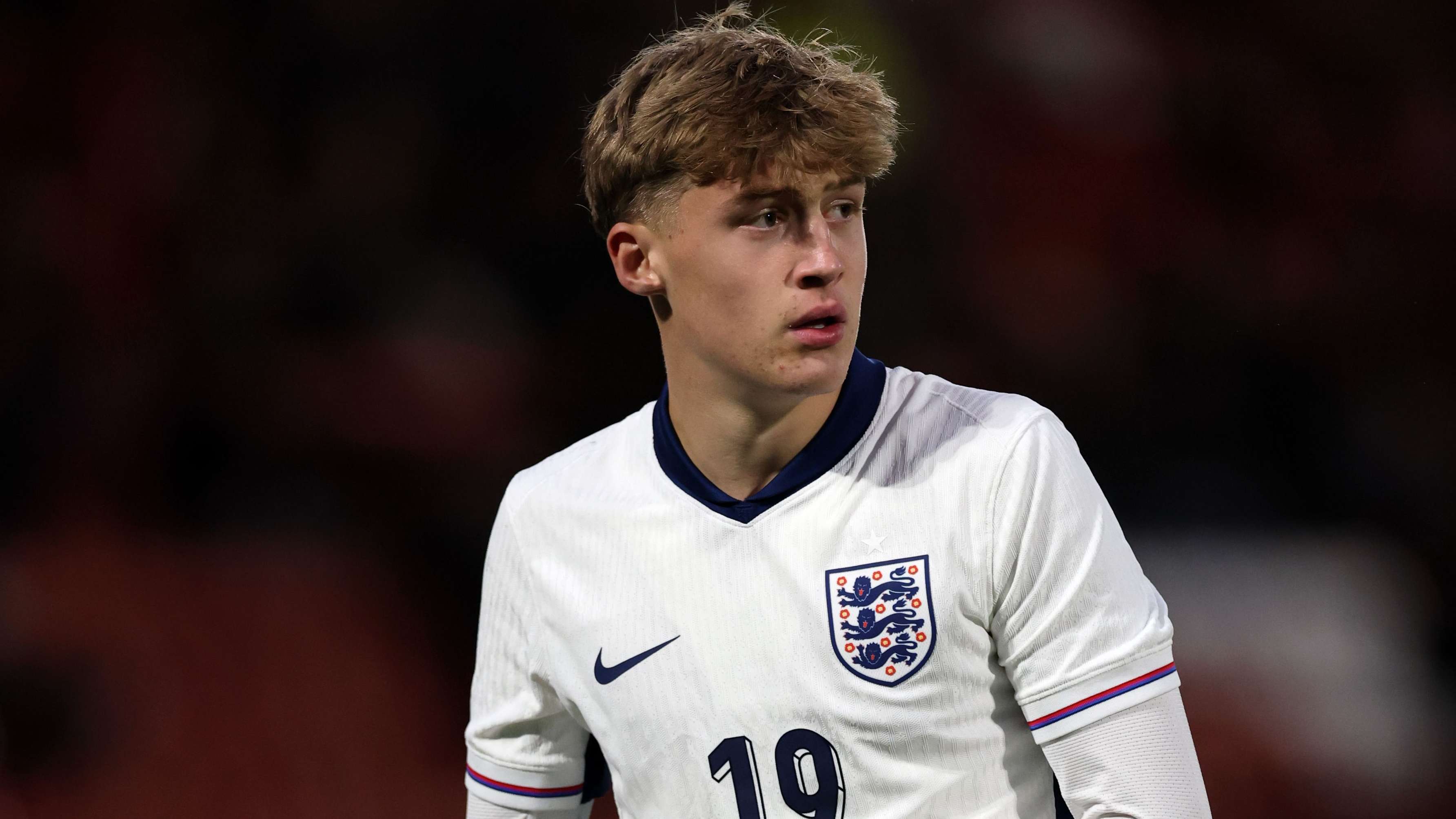 England U17s face do-or-die qualifier  