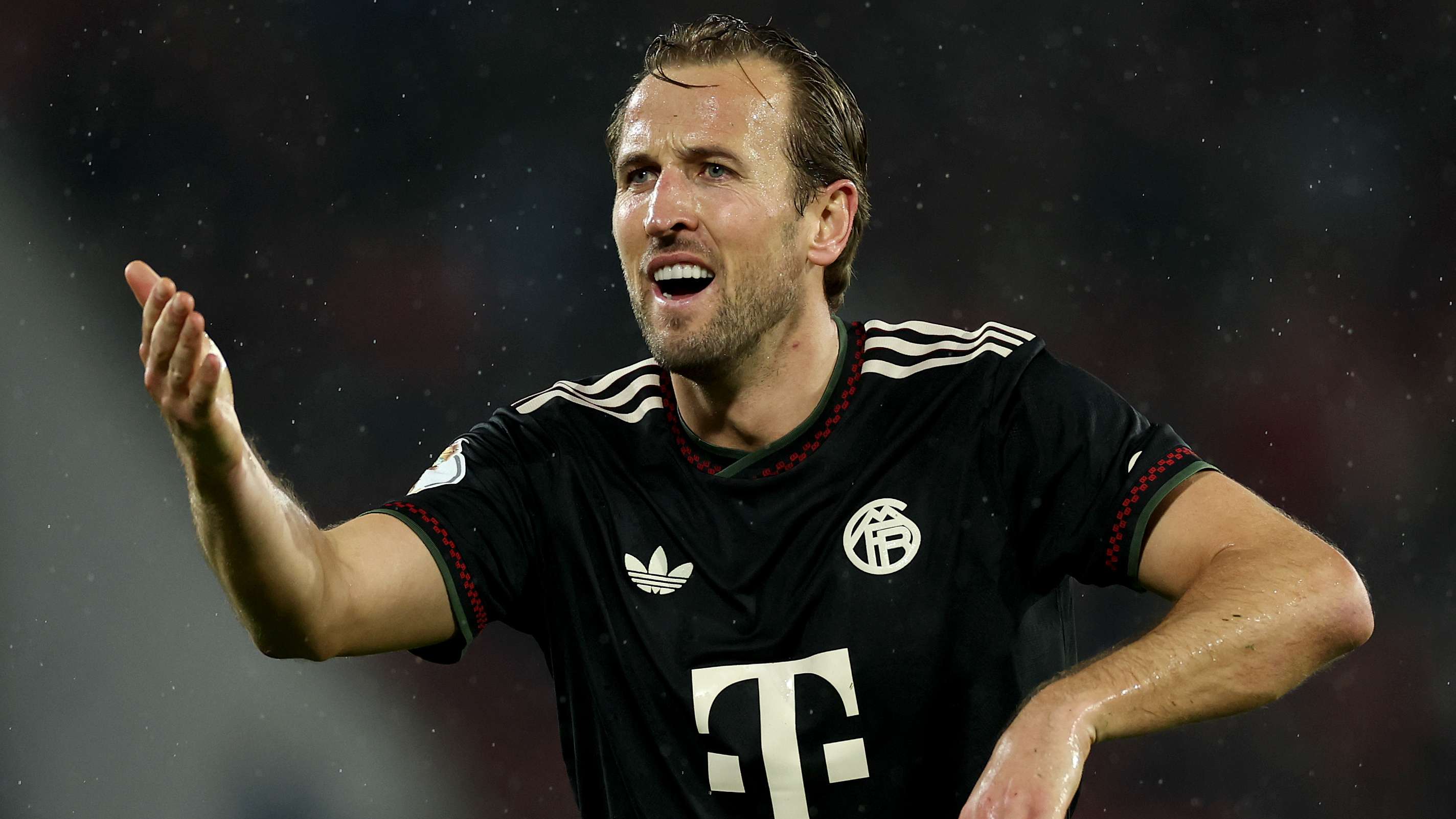 Transfers LIVE: Kane now Barca's 'first-choice' Lewandowski replacement  