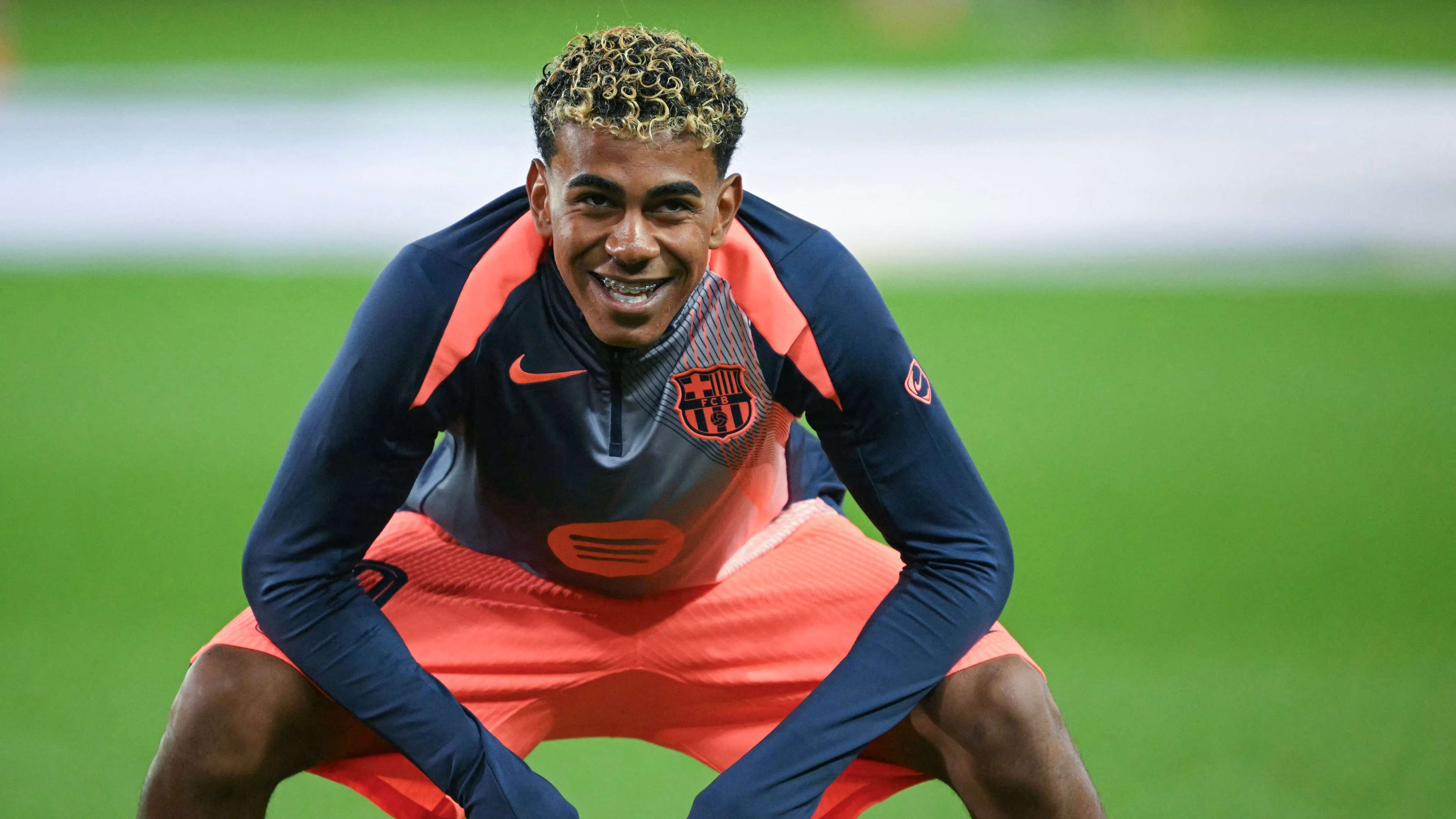 Rakitic warns Yamal of football's 'downsides'  