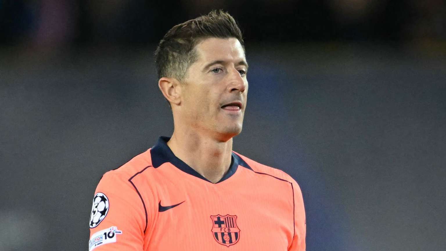 Lewandowski to unite with Modric? AC Milan in talks with Barca striker  