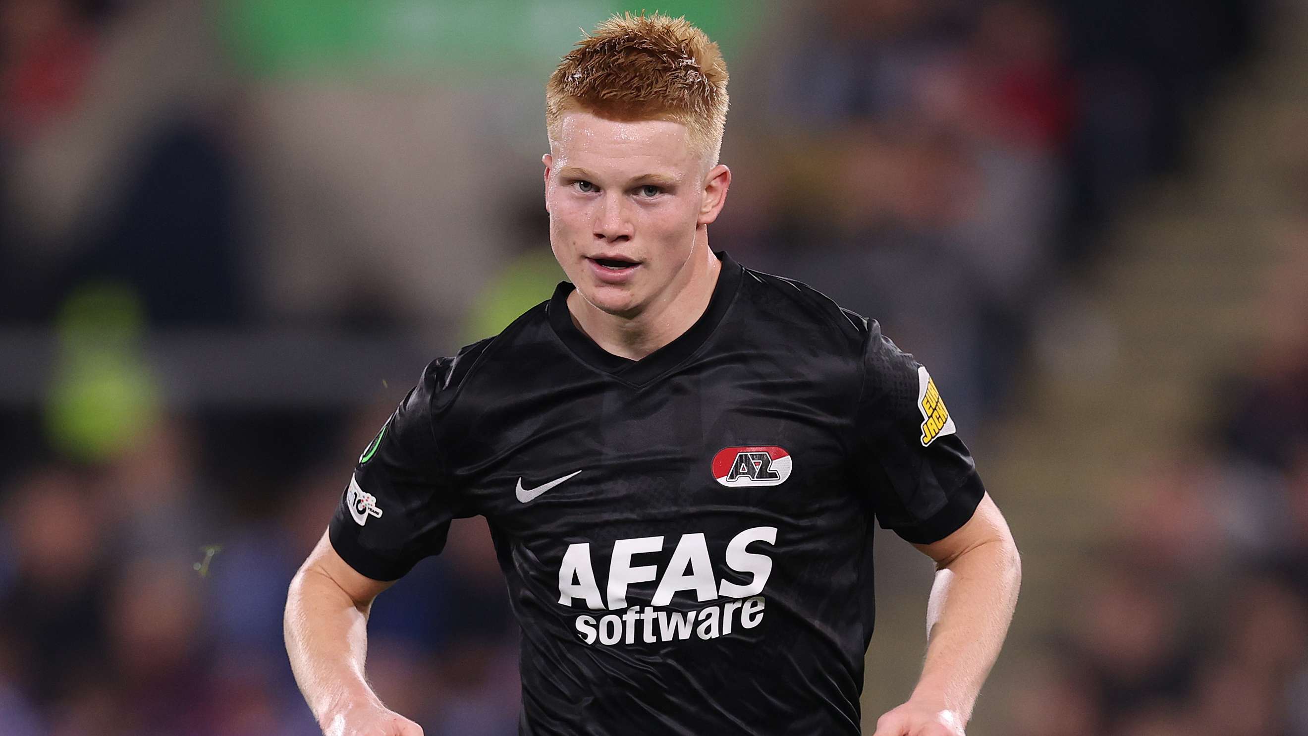Man Utd plotting swoop for Dutch wonderkid to solve midfield problems  