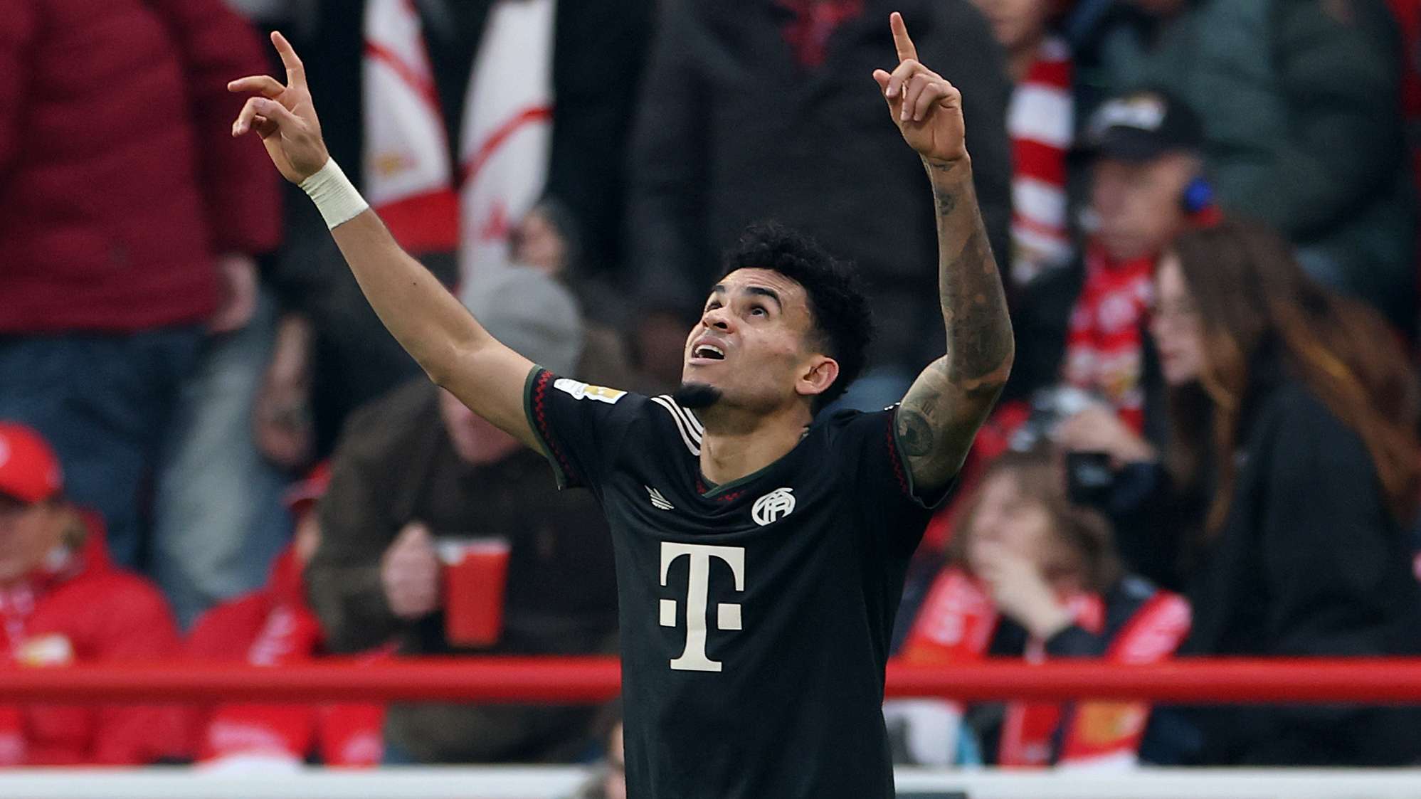 Diaz's wastefulness is 'forgivable' as Bayern legend praises Kompany & Co.  