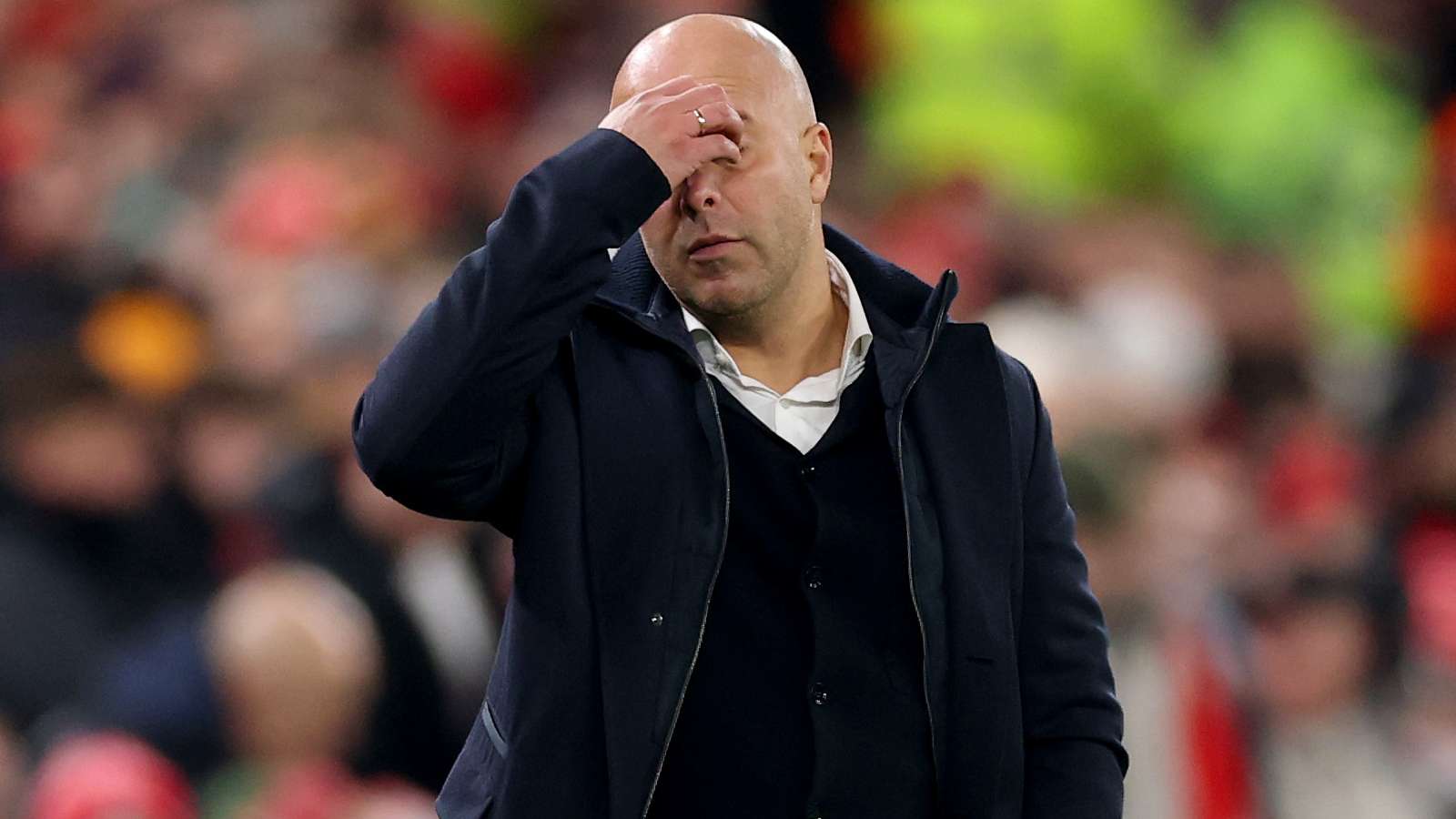 Slot told he 'has a week to save his job' by Liverpool legend  