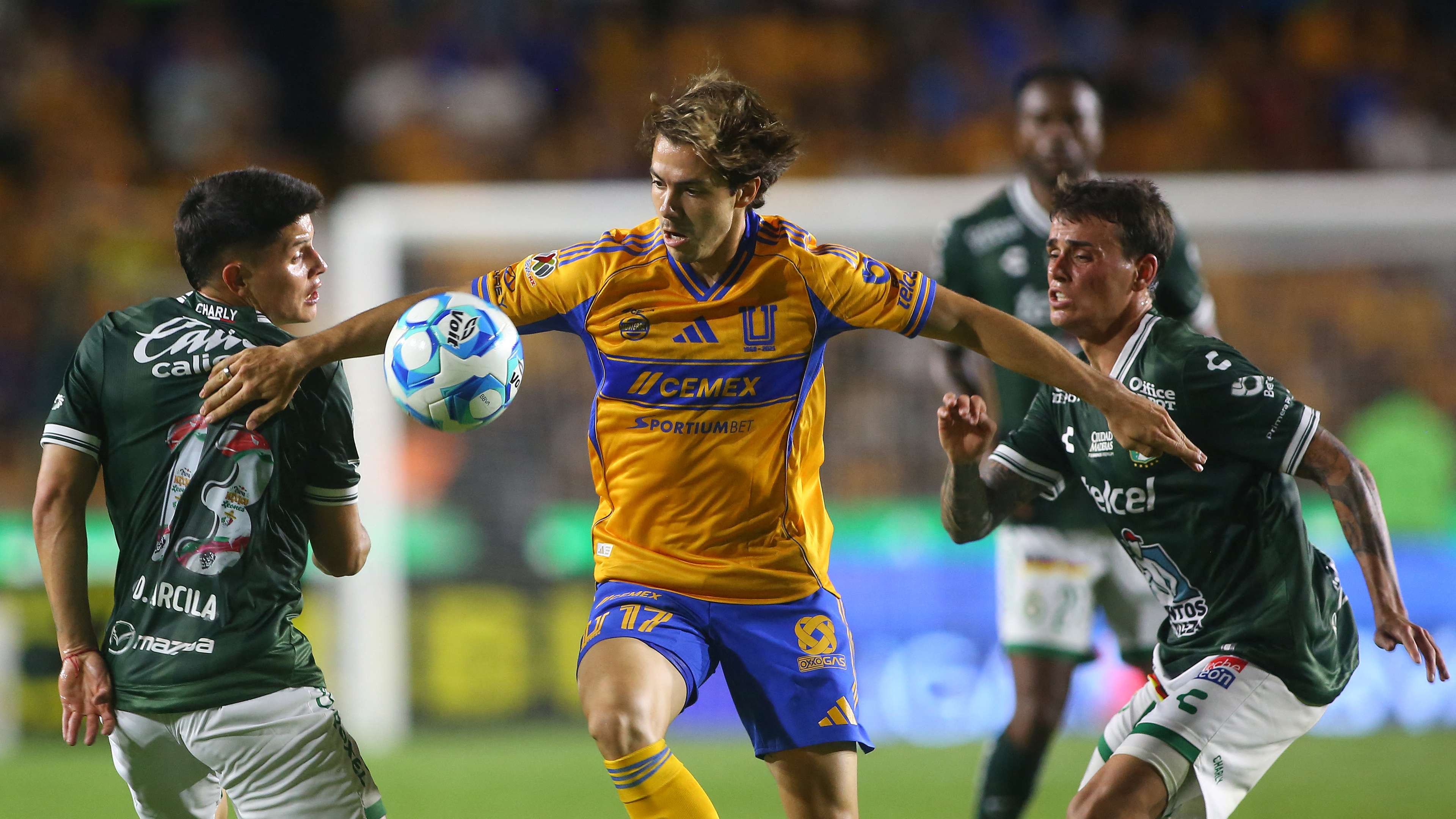 Report: Córdova leaves Tigres to join Liga MX champions Toluca  