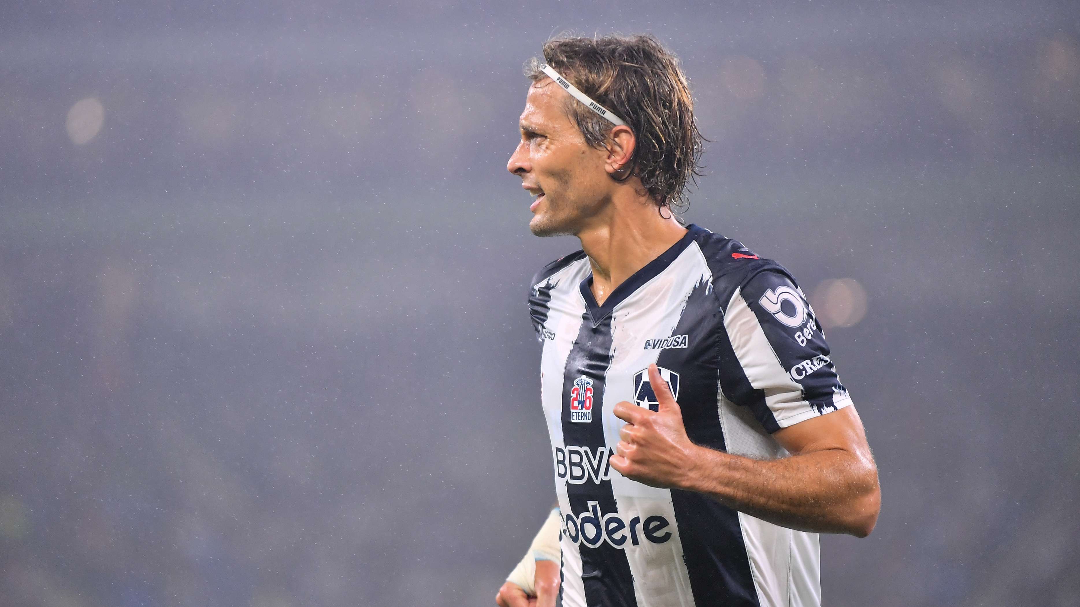 Canales dismisses exit rumors, confirms commitment to Monterrey  