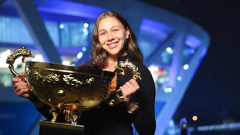 'My Way:' Hundreds honor the late tennis great Nicola Pietrangeli at Rome memorial  