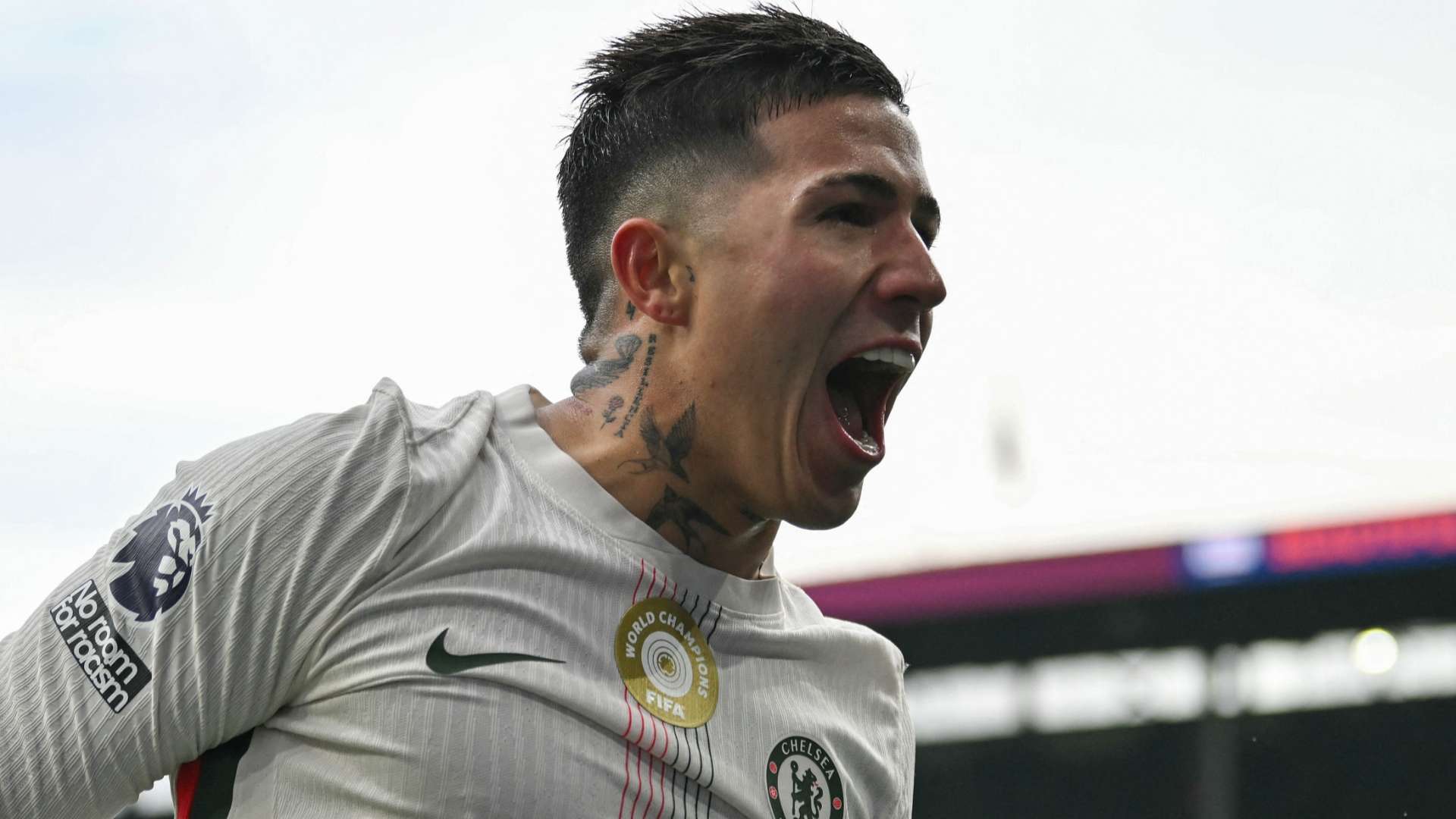 Fernandez to leave Chelsea?! Midfielder 'considering future'  