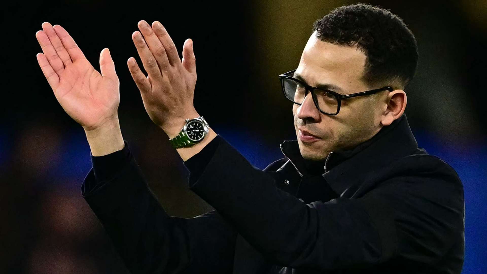 Chelsea fans fume at 'LinkedIn' boss Rosenior over glove claim  