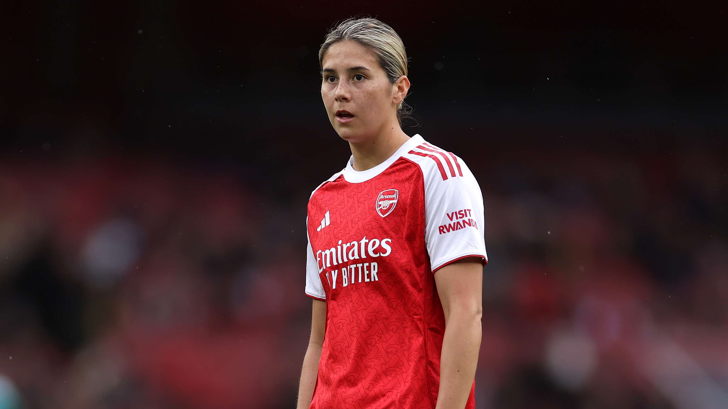 Arsenal star Cooney-Cross confirms mother's devastating diagnosis  
