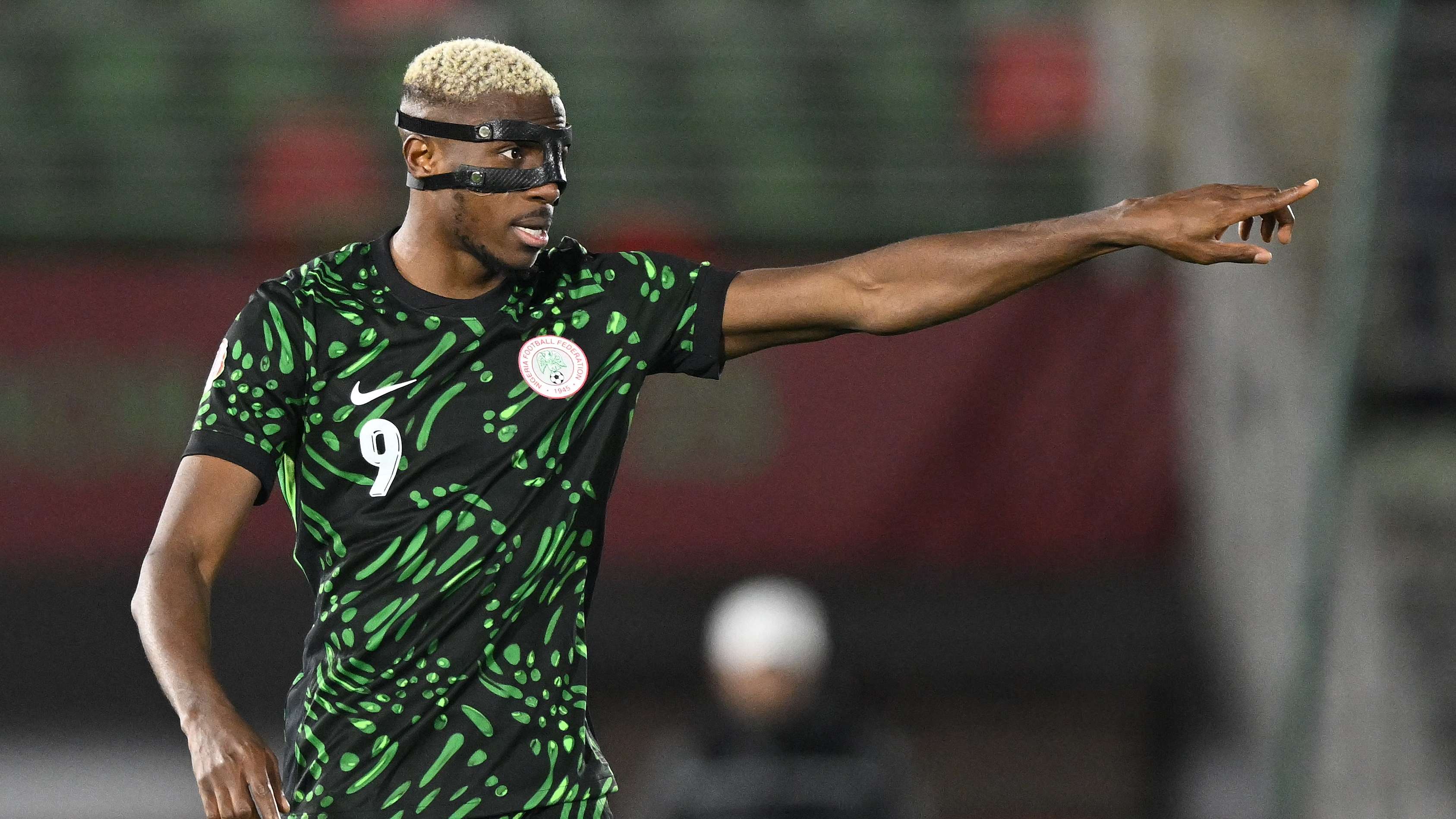 Osimhen explodes! Furious Nigeria star demands to be subbed after Lookman row  