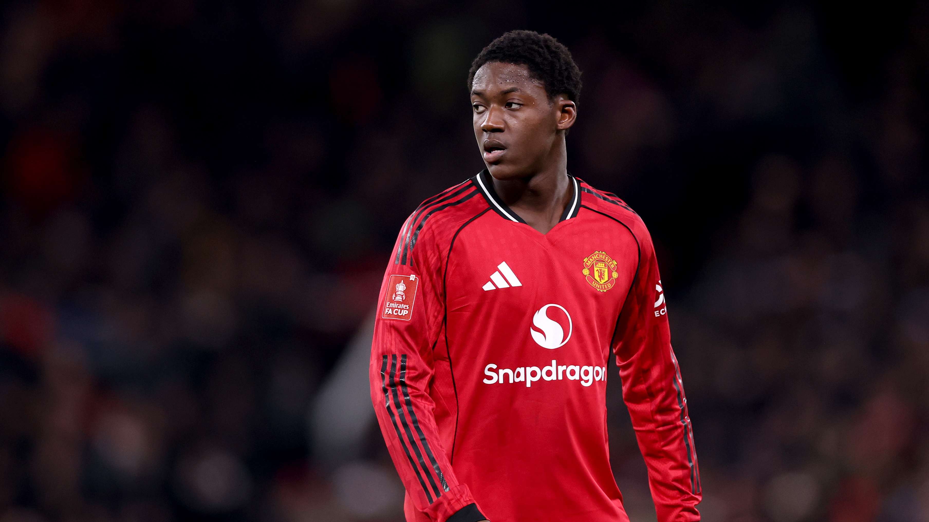 Mainoo warned he must 'never' go on loan by Man Utd legend  