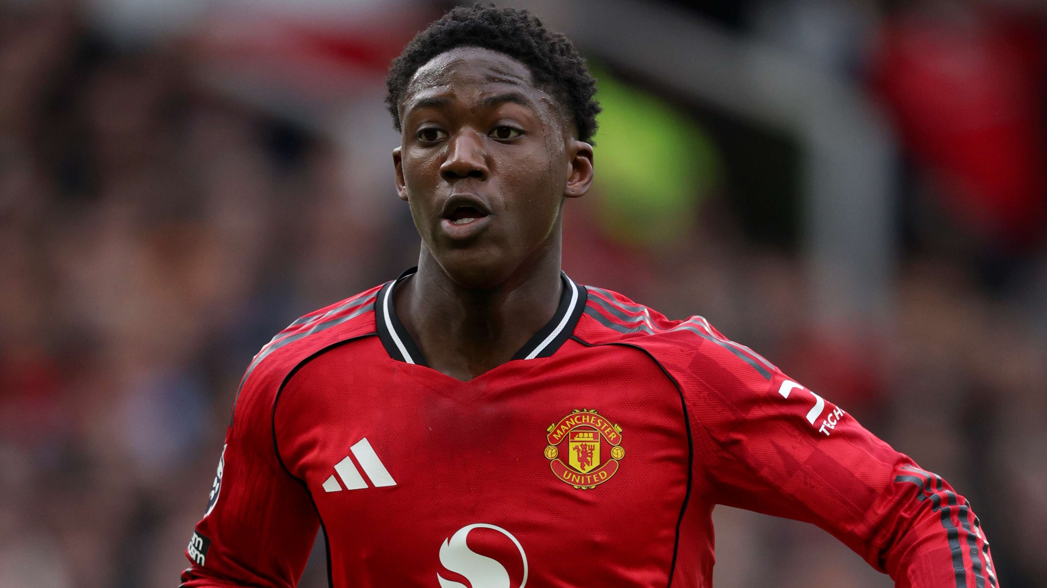 Mainoo wins! Man Utd WILL grant midfielder new contract  