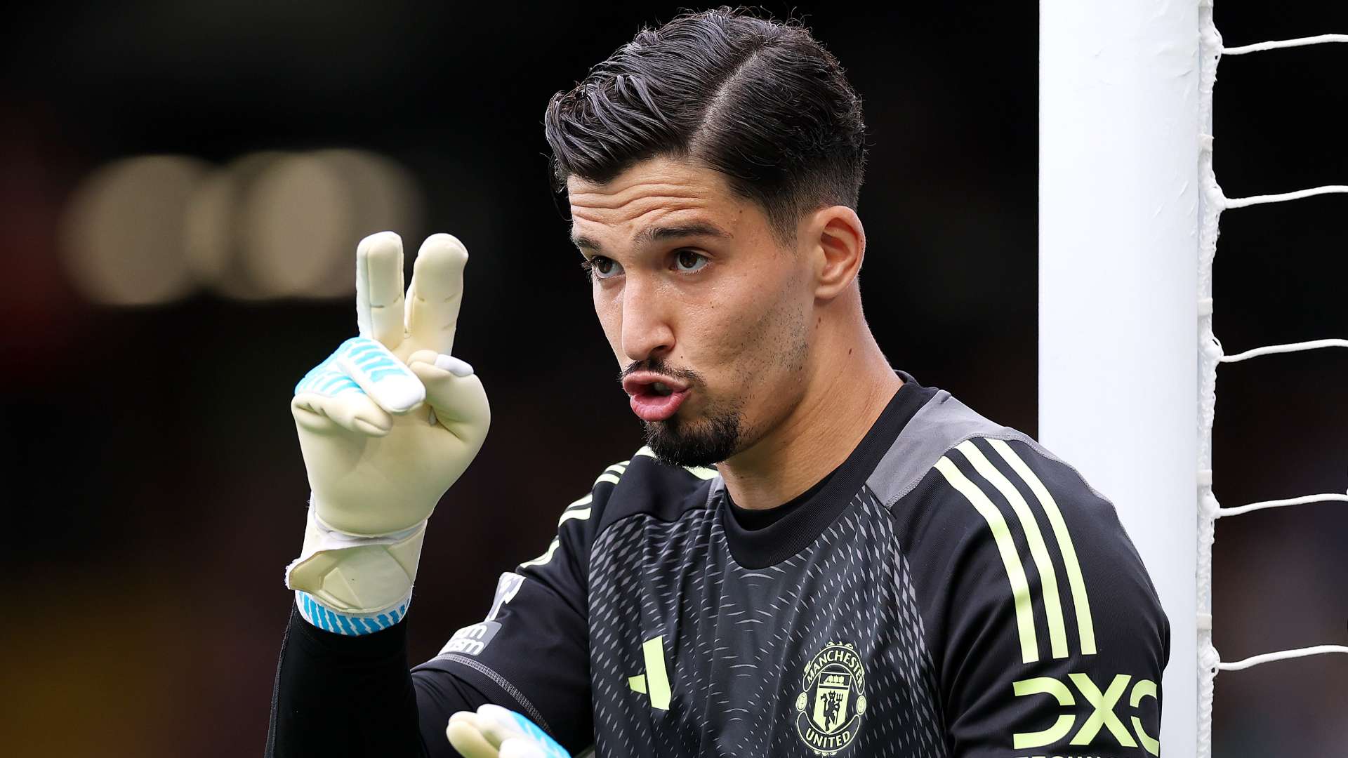 Man Utd agree deal with Turkish giants to sell goalkeeper  