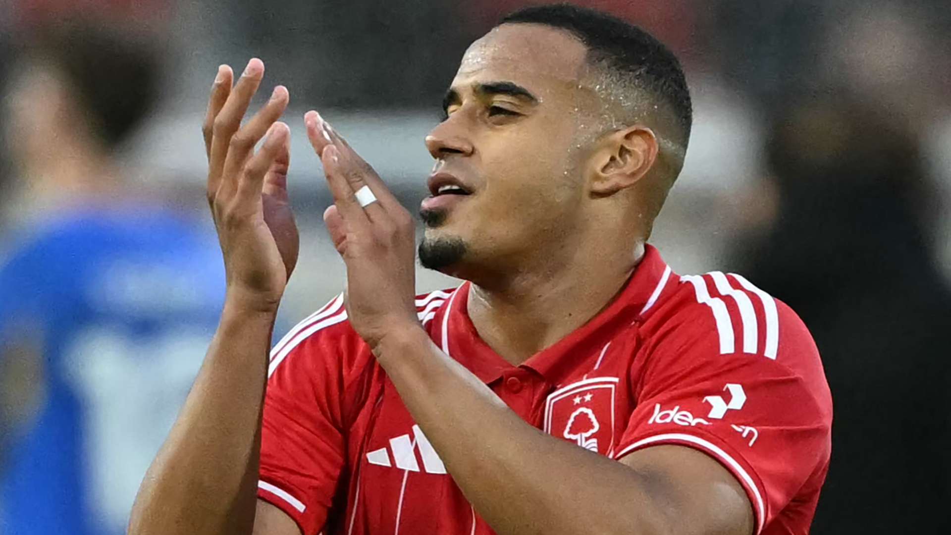 Transfers LIVE: Chelsea to splash out £50m on Murillo  