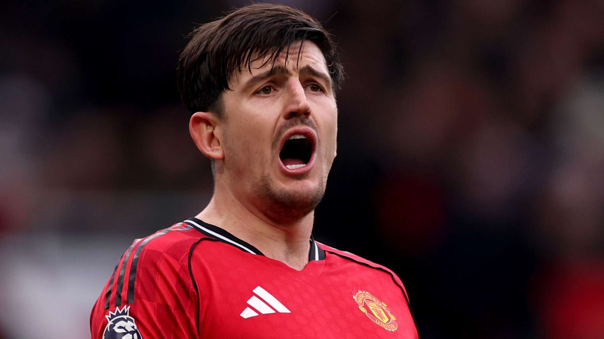 Man Utd urged to hand Maguire new deal & avoid free agency  