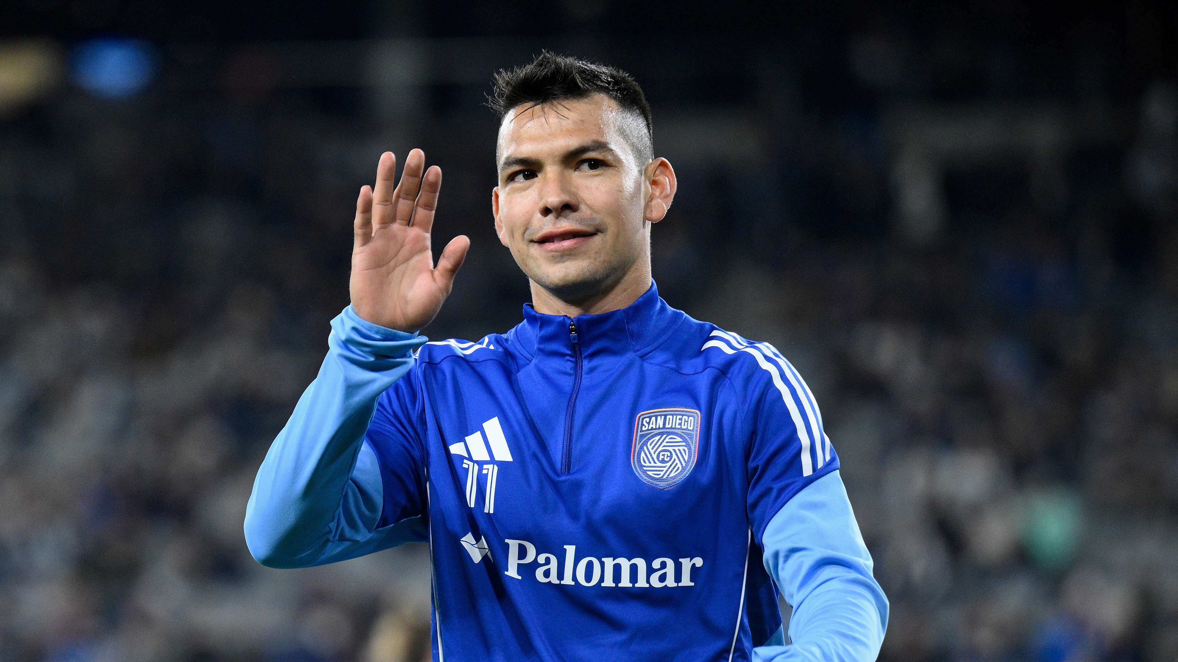 'It leads nowhere' - Hirving Lozano’s attitude criticized by brother  