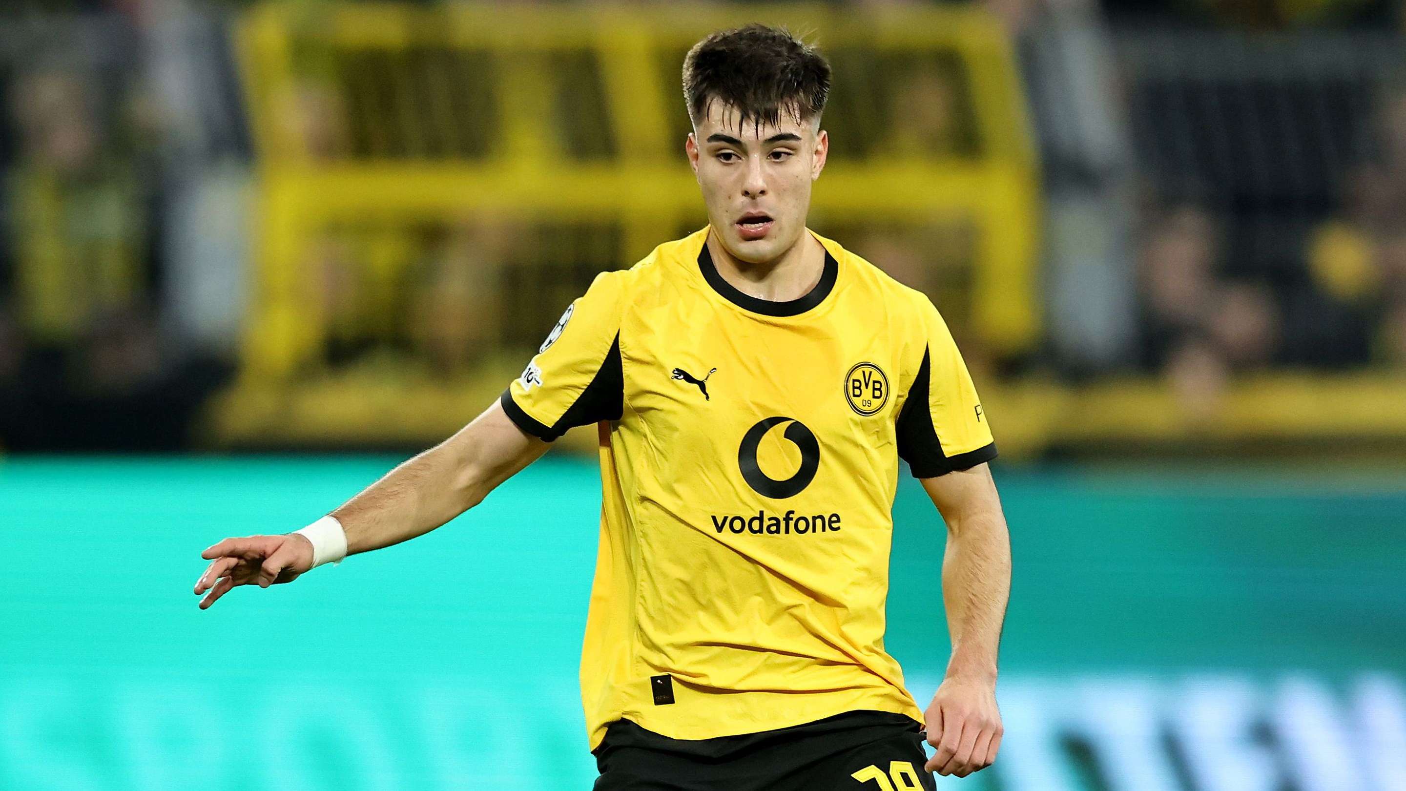 Chelsea recalled Anselmino from Dortmund due to 'tapping up' claims  